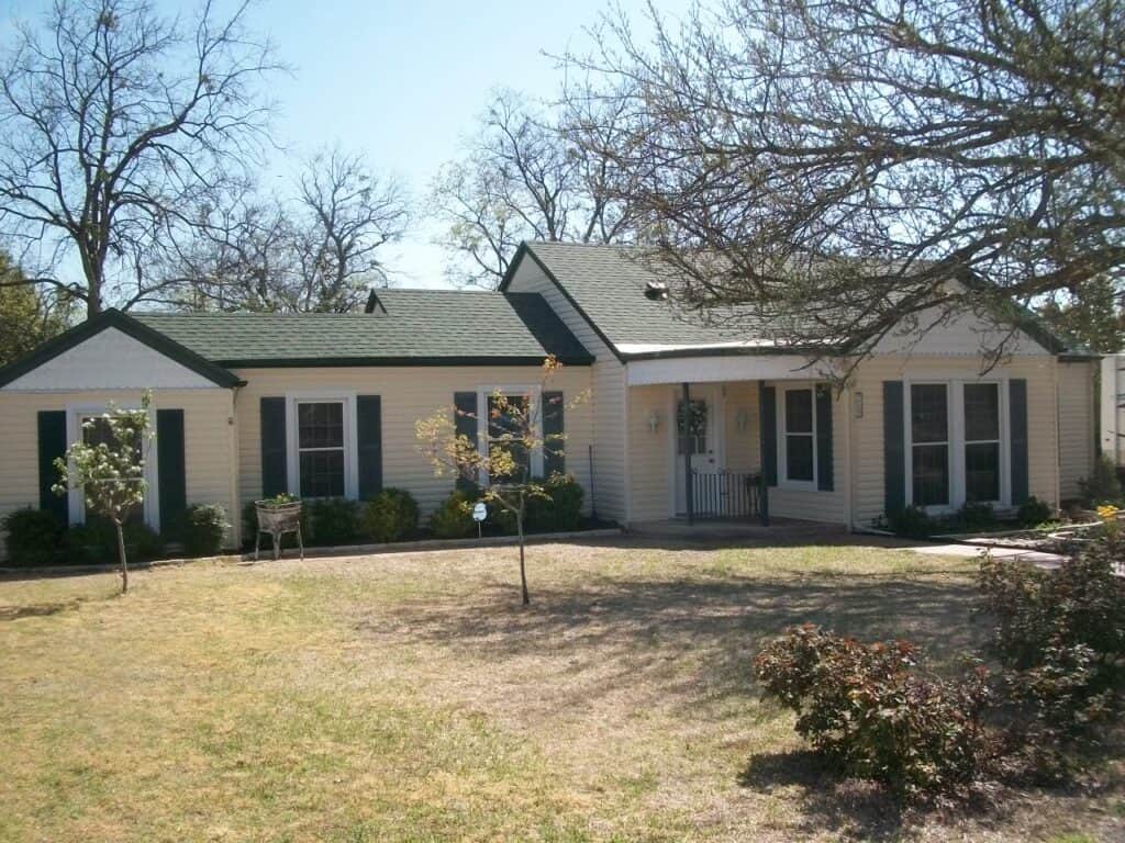 Meham deck and house003